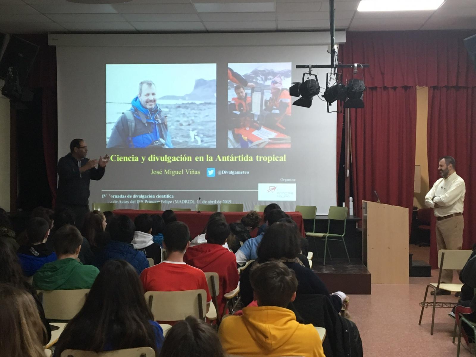 Conferencia en IES Príncipe Felipe. MADRID (11-4-2019)